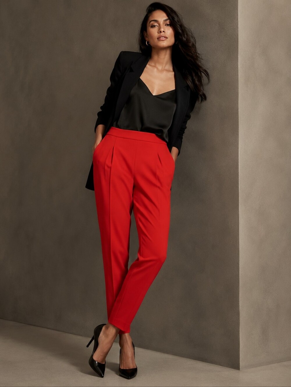 ❤️ NWT! LISA PERRY VIRGIN WOOL RED HIGH RISE PLEATED SLIM TAPER PANTS, 2 (26)